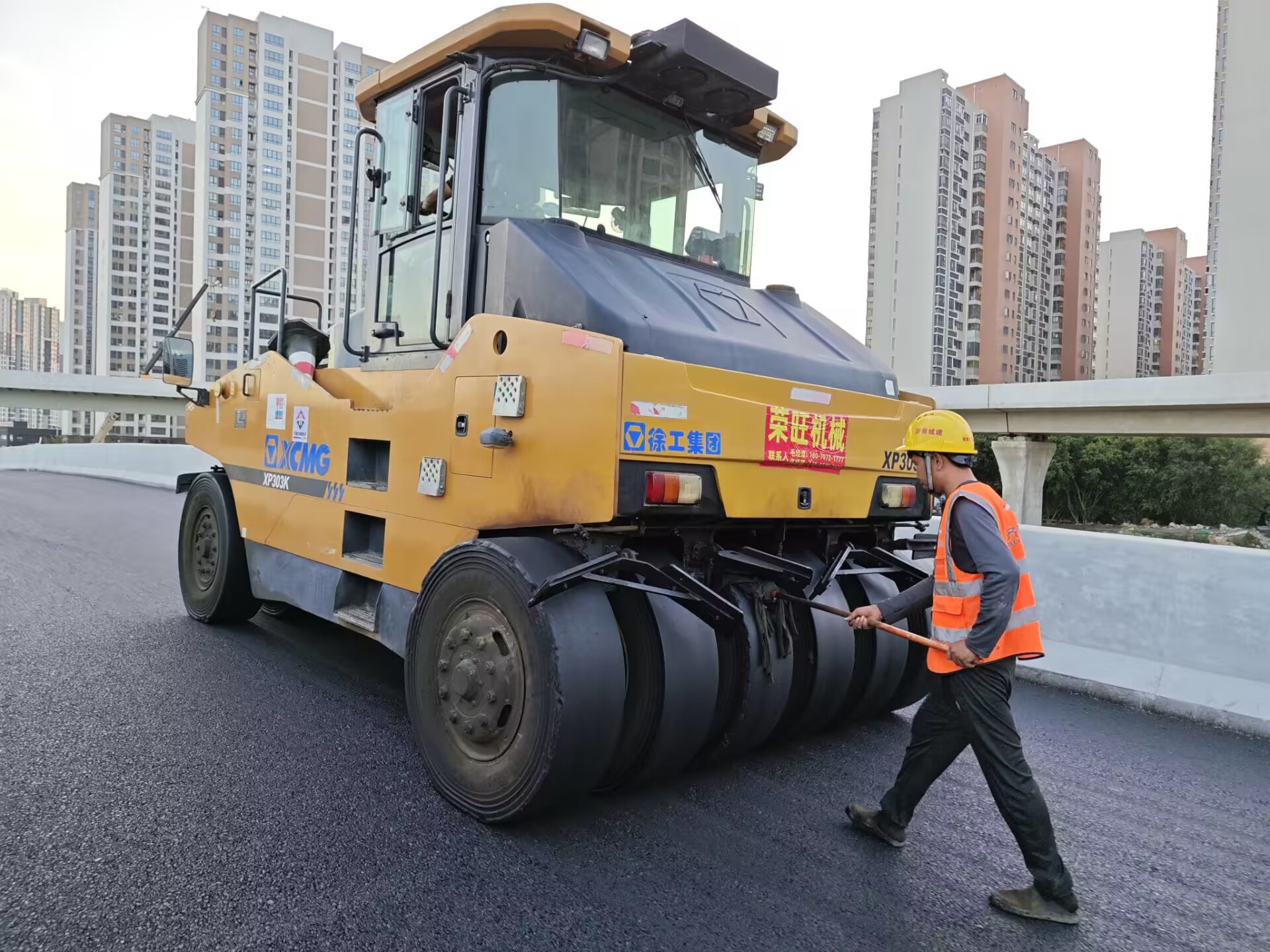 6B477FD3E660E04A63915077C5526A1B 6B477FD3E660E04A63915077C5526A1B